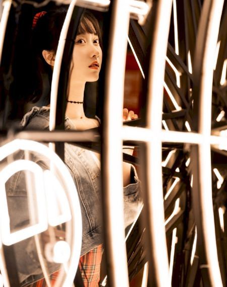 动漫美女被脱小内内香椿动漫_1080P高清视频观看