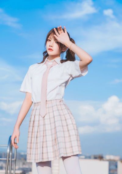 三年片在线观看免费第一集 小说_BD英语在线手机播放